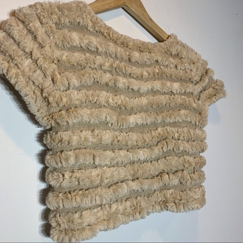 Chic Textured Beige Shrug - Picture 5 of 5